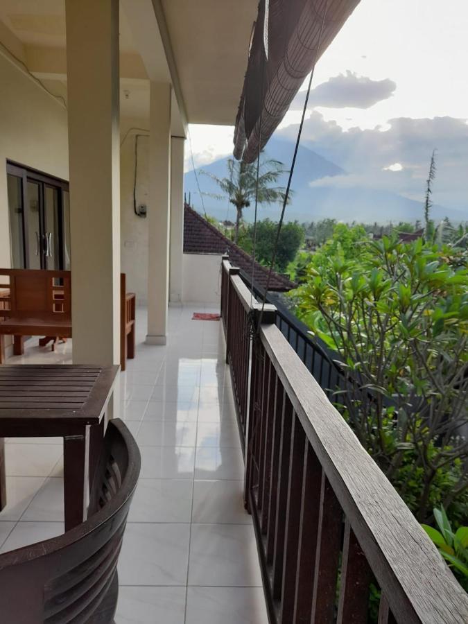 Tanaya Homestay Amed Exteriör bild